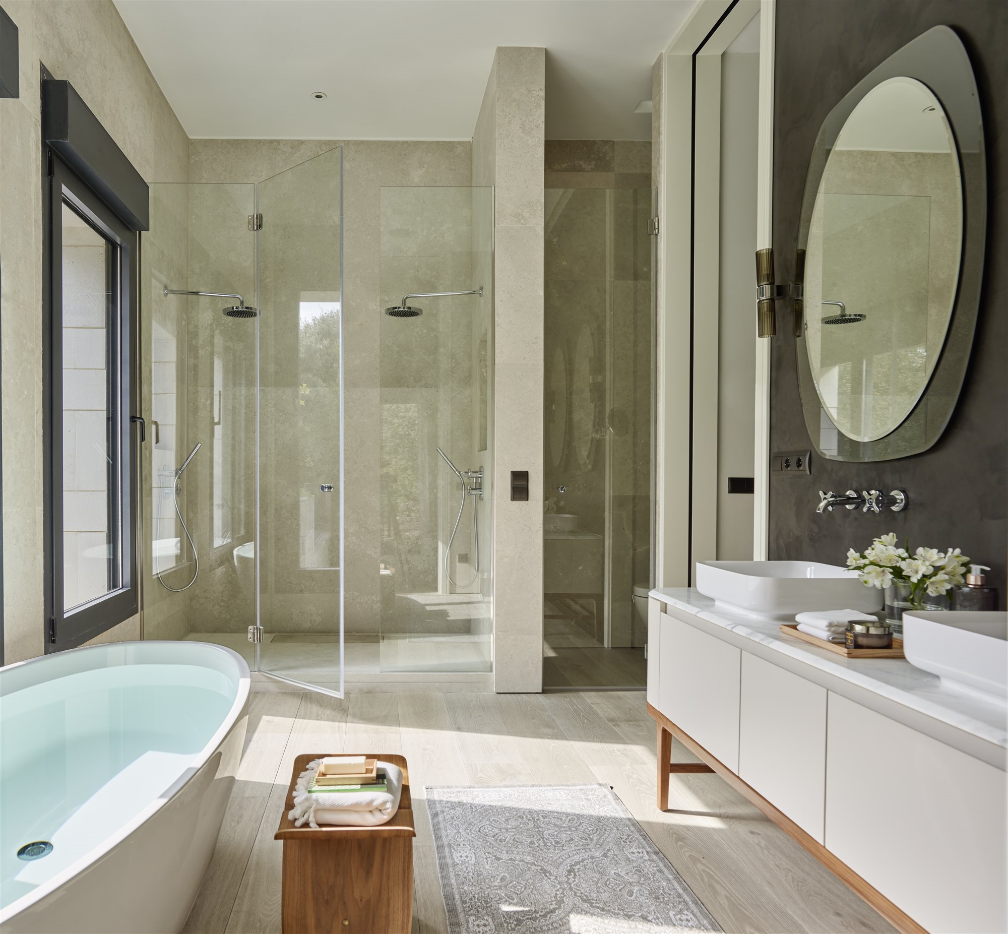 Las 8 cortinas de baño más bonitas para dar un toque de estilo a tu bañera