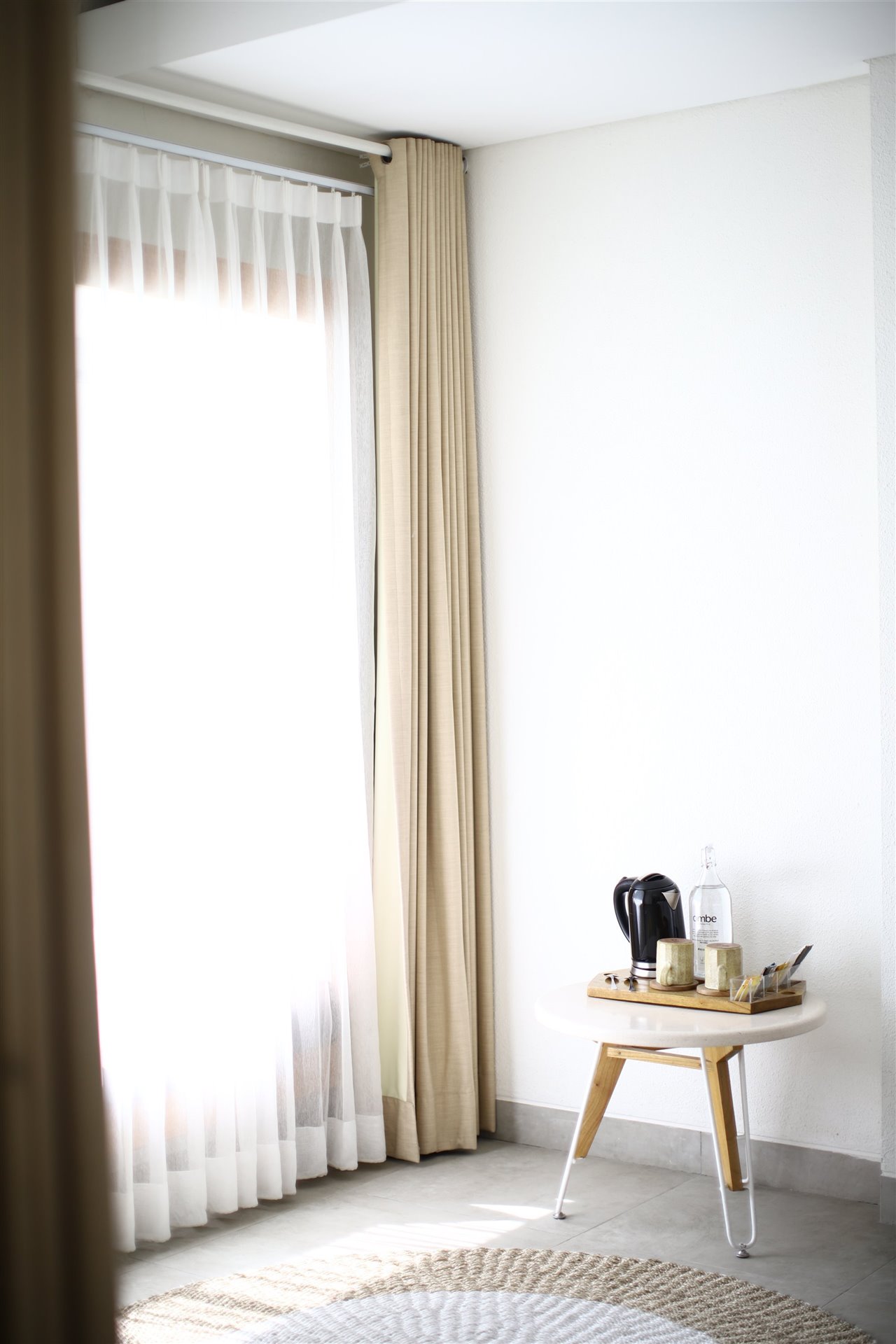 Soportes para cortinas baratos y funcionales